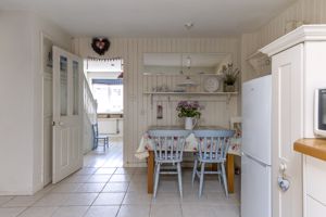 Photo 19- click for photo gallery